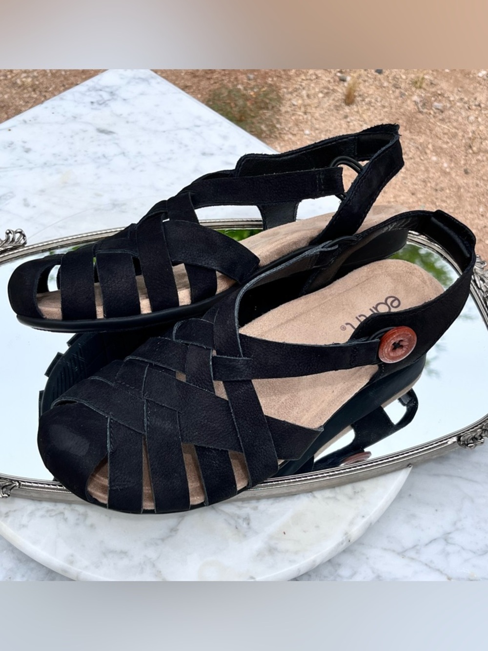 Earth Belita Black Fisherman’s Sandal, 8, Bungee Loop with Button Closure